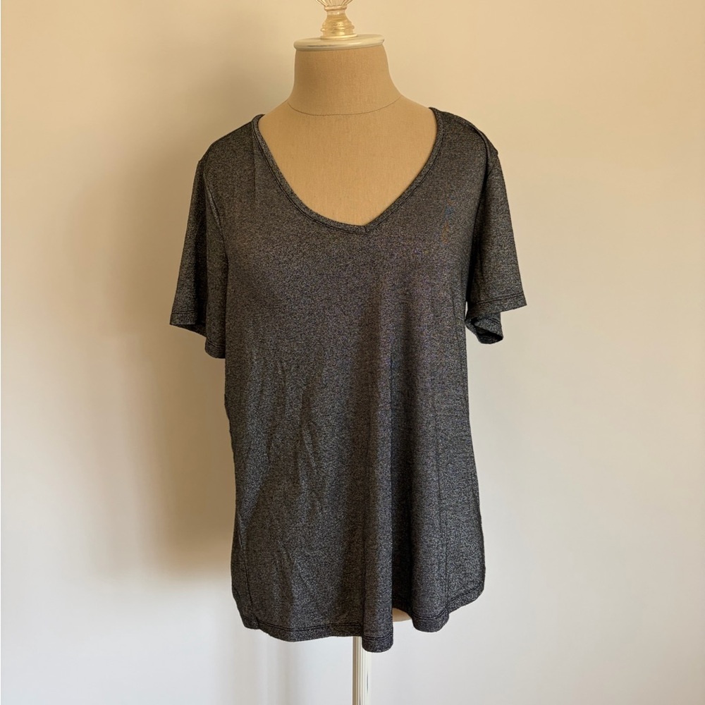 Old Navy T-Shirt V Neck Gray Pullover M Tall